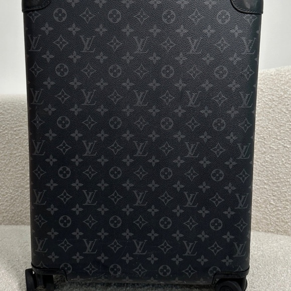 Authentic Louis Vuitton Horizon 55 Eclipse Monogram - Picture 2 of 16